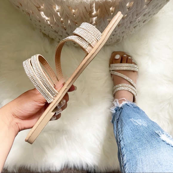 NEW Janet Sandal- in Nude - Picture 3 of 7